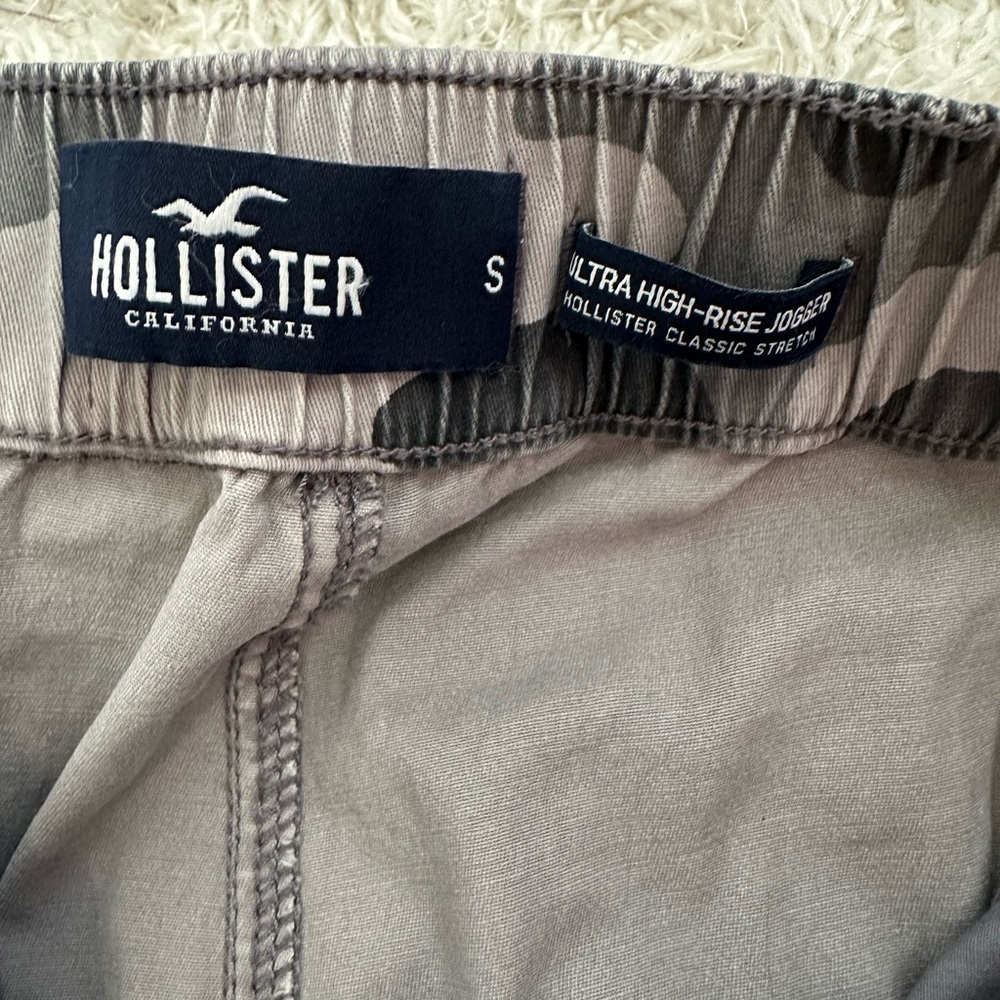 HOLLISTER Ultra High Rise Jogger - Picture 2 of 2